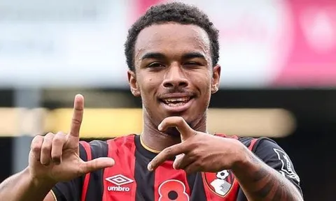 Bournemouth đóng sập cánh cửa chiêu mộ Kroupi của MU, Arsenal