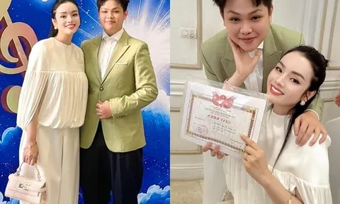 NSƯT - Phó Giáo sư Tân Nhàn khoe con trai vừa tốt nghiệp cấp 3, quý tử cao lớn, học giỏi hệt mẹ