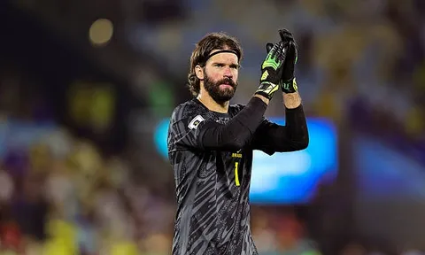 Alisson thừa nhận bỏ đá cho Liverpool để dồn sức dự World Cup