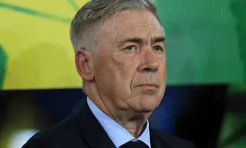 Ancelotti tìm lời giải cho hành lang cánh phải của Brazil