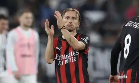 Luka Modric cân nhắc treo giày sau kỳ World Cup lịch sử