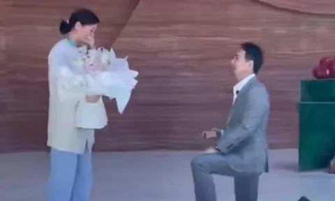 Thoát cửa tử nhờ nữ bác sĩ, nam diễn viên quyết “lấy thân báo đáp”, câu nói lúc cầu hôn khiến nhiều người xúc động