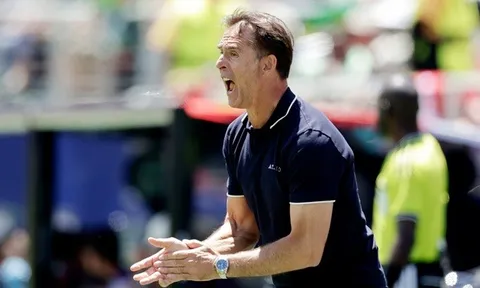 Julen Lopetegui tự hào khi giành điểm số lịch sử với Qatar