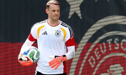 HLV Nagelsmann xác nhận Manuel Neuer sẵn sàng ra sân