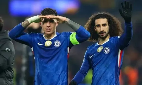 Joe Cole khuyên Chelsea bán 5 cầu thủ khác thay vì Cucurella và Enzo