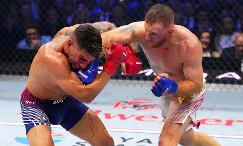 Cú sốc tại UFC White House: Justin Gaethje hạ gục Ilia Topuria để giành đai vô địch tuyệt đối