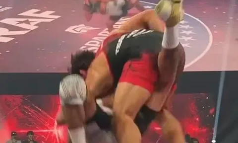 Sức mạnh áp đảo: Arman Tsarukyan hủy diệt Tony Ferguson tại RAF 10 và lời tuyên chiến gửi Colby Covington