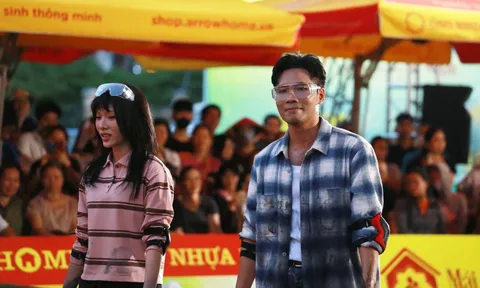 Phúc Du và Mỹ Mỹ lấm lem bột, trườn nước đá giành gần 300 triệu đồng cho trẻ em mồ côi