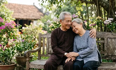 Về già nằm trên giường bệnh mới thấu: 3 người duy nhất thực sự không bao giờ rời bỏ bạn