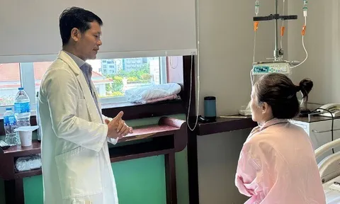 Cắt dạ dày toàn phần bằng robot tại Bệnh viện FV, người bệnh ung thư giai đoạn 4 phục hồi khả năng ăn uống sau 1 tuần