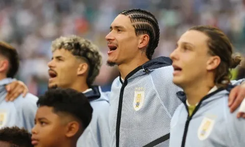 Darwin Nunez gây bão với kiểu tóc độc lạ tại World Cup