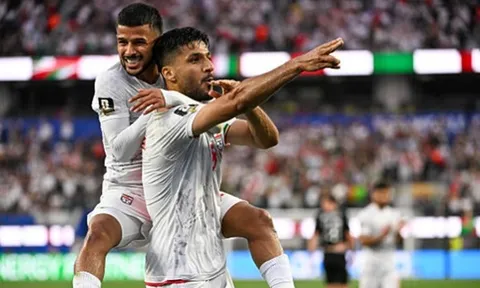 Sao Iran bác bỏ cáo buộc ăn mừng kiểu bắn súng tại World Cup