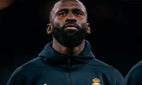 CHÍNH THỨC! Real Madrid giữ chân thành công Antonio Rudiger