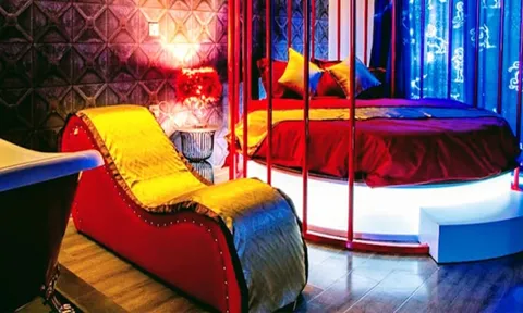 Tại sao nhiều khách sạn lại có thêm một chiếc ghế cong? 90% người chưa biết cách dùng đúng