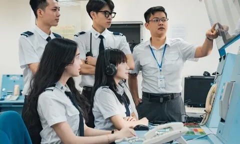 5 nghề đang “khát” nhân lực ở Việt Nam, lương có thể đạt 50 triệu đồng/tháng nhưng người trẻ vẫn ngó lơ