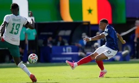Ghi 58 bàn, Mbappe trở thành chân sút vĩ đại nhất tuyển Pháp