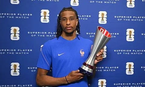 Olise xuất sắc nhất trận ngay lần đầu đá World Cup