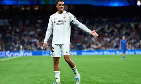 Tuchel dập tắt hy vọng dự World Cup của Alexander-Arnold