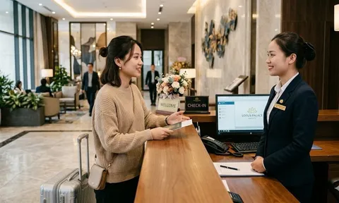 Nhận phòng khách sạn hãy nói nhỏ 3 câu này với lễ tân: Bạn sẽ được nhiều ưu đãi