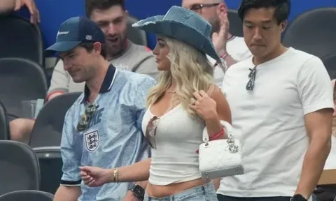 Dàn WAGs ĐT Anh tiếp lửa ngày ra quân World Cup