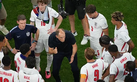 Thomas Tuchel và 15 phút giải lao đánh thức bản lĩnh tuyển Anh