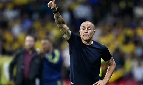 Thua Colombia, Cannavaro vẫn thành người thứ 4 lập kỷ lục World Cup