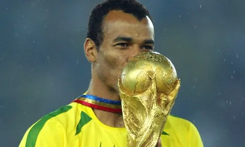 Cafu gọi tên 4 cầu thủ vĩ đại nhất lịch sử