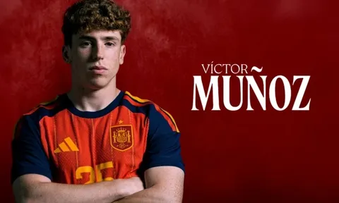CHÍNH THỨC! Liverpool chiêu mộ Victor Munoz từ Osasuna