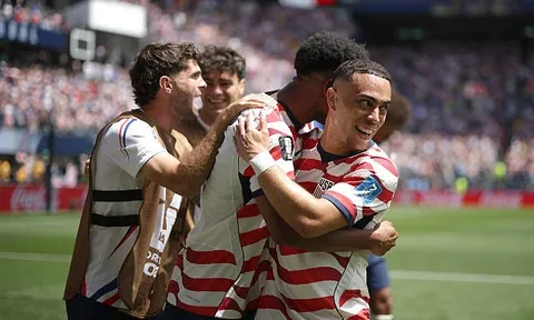 Hạ Australia, tuyển Mỹ sớm vượt qua vòng bảng World Cup