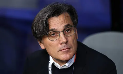 Montella bảo vệ học trò sau khi Thổ Nhĩ Kỳ bị loại