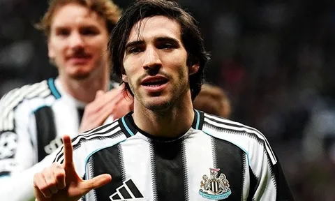 Tottenham bị Newcastle từ chối đề nghị 80 triệu bảng mua Tonali