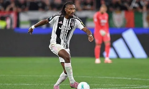 MU, Liverpool săn món hời Thuram 34 triệu bảng