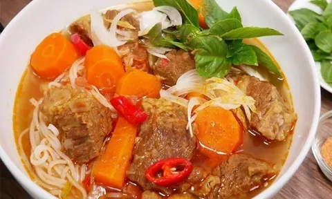 8 loại hủ tiếu nhất định phải thưởng thức khi du lịch TP.HCM, toàn đặc sản biến tấu độc lạ, giá cả bình dân