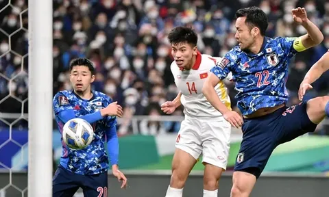 Người hùng xé lưới Nhật Bản lỡ hẹn AFF Cup cùng Việt Nam