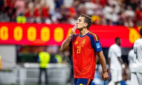 Tây Ban Nha thắng 4-0, Thierry Henry hết lời ca ngợi Oyarzabal