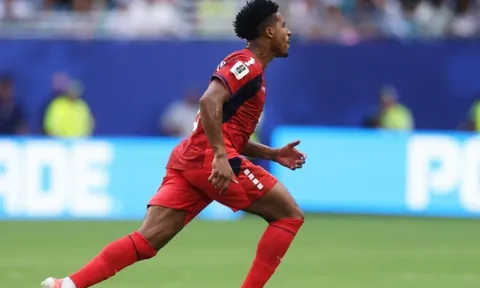 5 dấu ấn Uruguay 2-2 Cape Verde: Siêu phẩm lịch sử; "Gót chân Achilles" của đoàn quân Bielsa