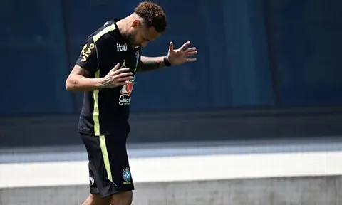 Paqueta vui mừng khi Neymar trở lại tập cùng tuyển Brazil