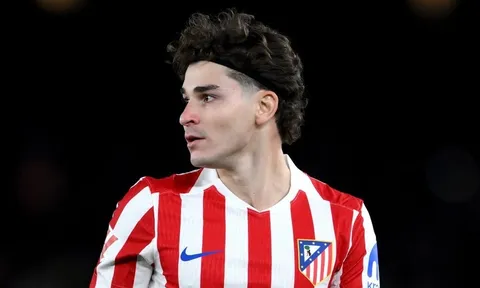 Giấc mơ Barcelona là canh bạc hay bước ngoặt sự nghiệp của Julian Alvarez?