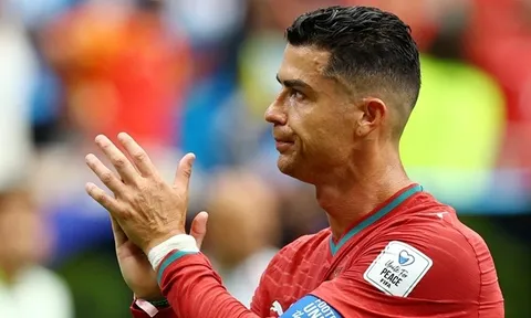 Messi và Mbappe rực sáng, giờ là lúc Ronaldo phải lên tiếng