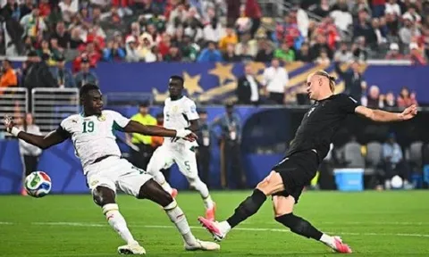 Haaland lập hàng loạt kỷ lục sau trận thắng Senegal