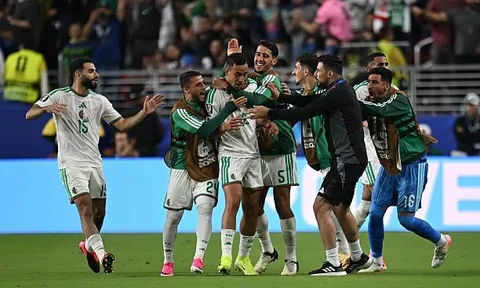 Thắng ngược Jordan, Algeria phá dớp lịch sử ở World Cup