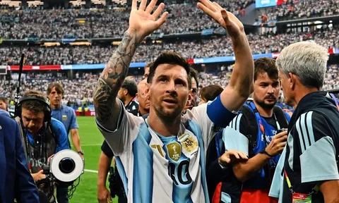Truyền thông phát sốt khi Messi phá kỷ lục World Cup