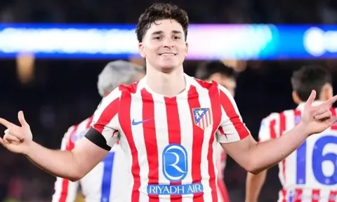Cự tuyệt Barca, Atletico gạ Arsenal đổi Alvarez lấy Gyokeres