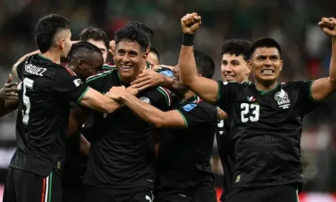 Soi trận CH Séc vs Mexico: Narodak nỗ lực lách qua khe cửa hẹp
