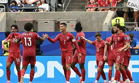 Bồ Đào Nha hủy diệt Uzbekistan 5 bàn trong ngày Ronaldo đi vào lịch sử