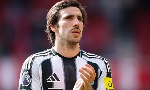 Động thái của Tottenham là thực tại khắc nghiệt dành cho Newcastle