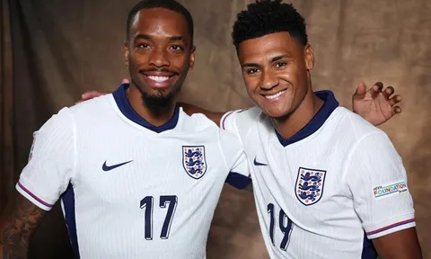 Ivan Toney và Ollie Watkins: Những ván cược Thomas Tuchel chưa chịu đặt