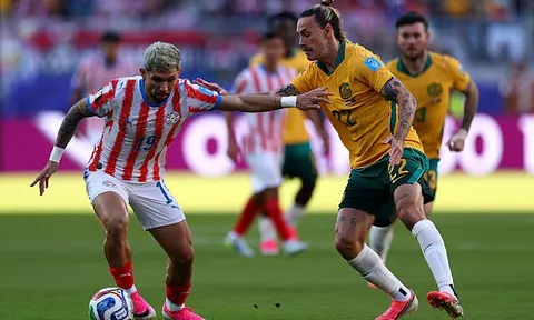 Australia giành vé vào vòng 1/16 World Cup sau trận hòa Paraguay