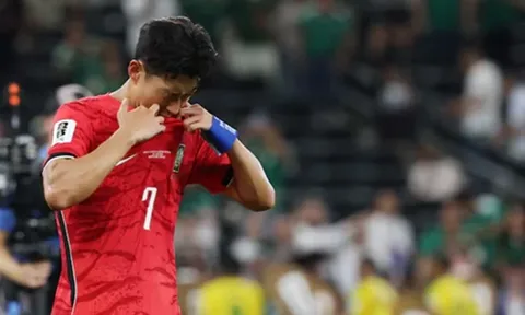 Úc và Nhật Bản đẩy Hàn Quốc đến bờ vực rời World Cup