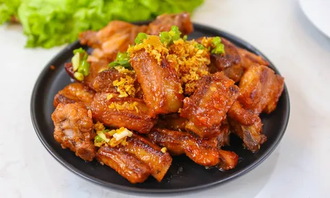 Bỏ thứ này vào ướp sườn xào chua ngọt: Món ăn mềm tan, đậm vị ăn 1 lần nhớ mãi